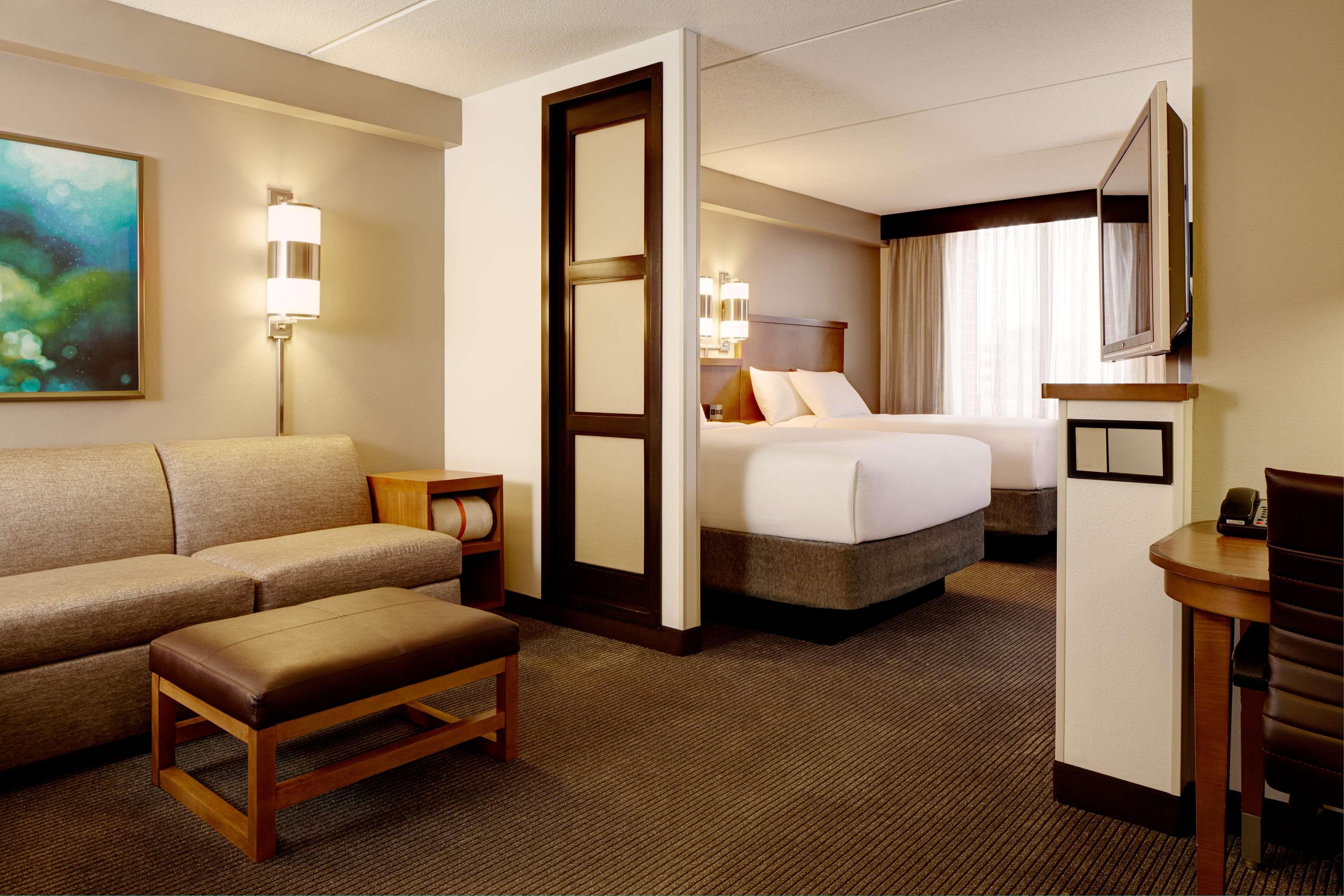 ไฮแอท เพลซ โอเวอร์แลนด์ พาร์ค คอนเวนชั่น เซ็นเตอร์ Hotel โอเวอร์แลนด์พาร์ค ภายนอก รูปภาพ